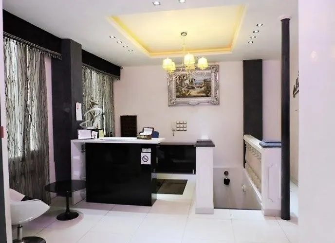 Hotel De L'Aveyron Parijs